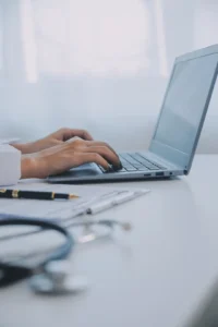 how to select the right IT support partner