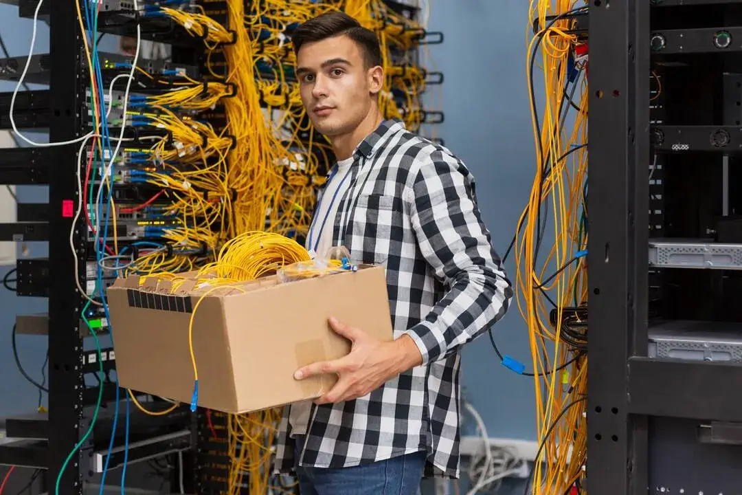 in house it technician server room